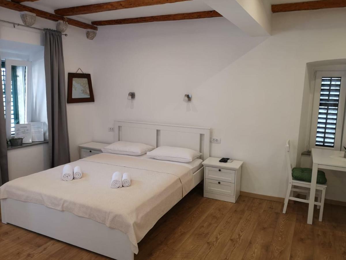 Nocturno Apartamento
